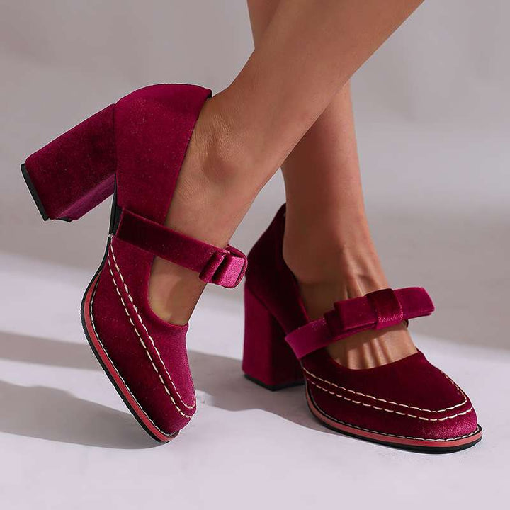 Cordelia Velvet Pump