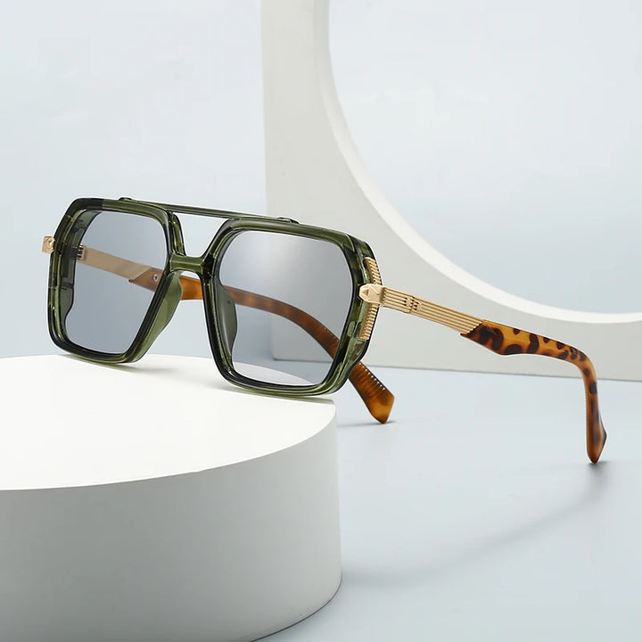 Luma Square Frames