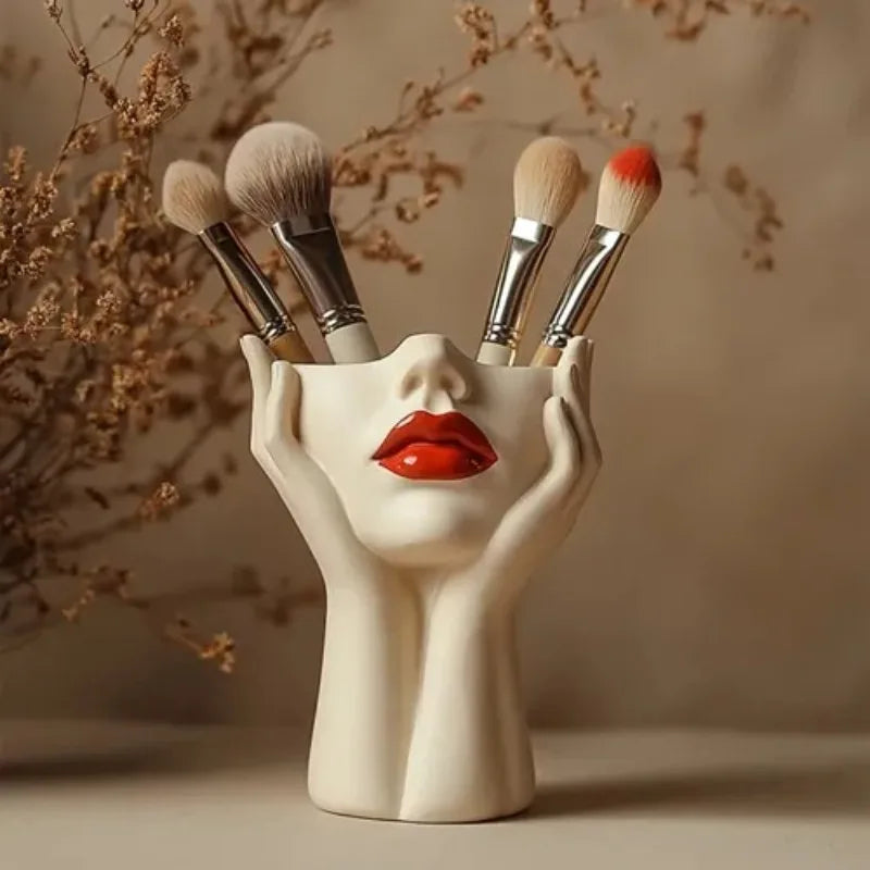 Bella Amor Brush Holder-Wilo Wale