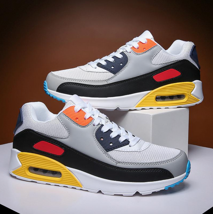 Stratos Max Retro Trainer