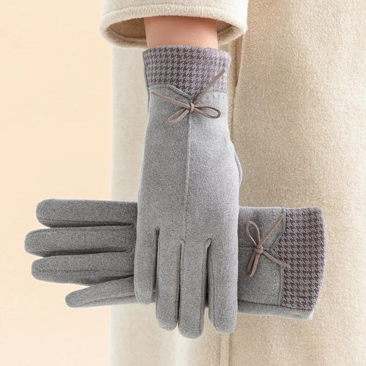 Sovereign Houndstooth Glove