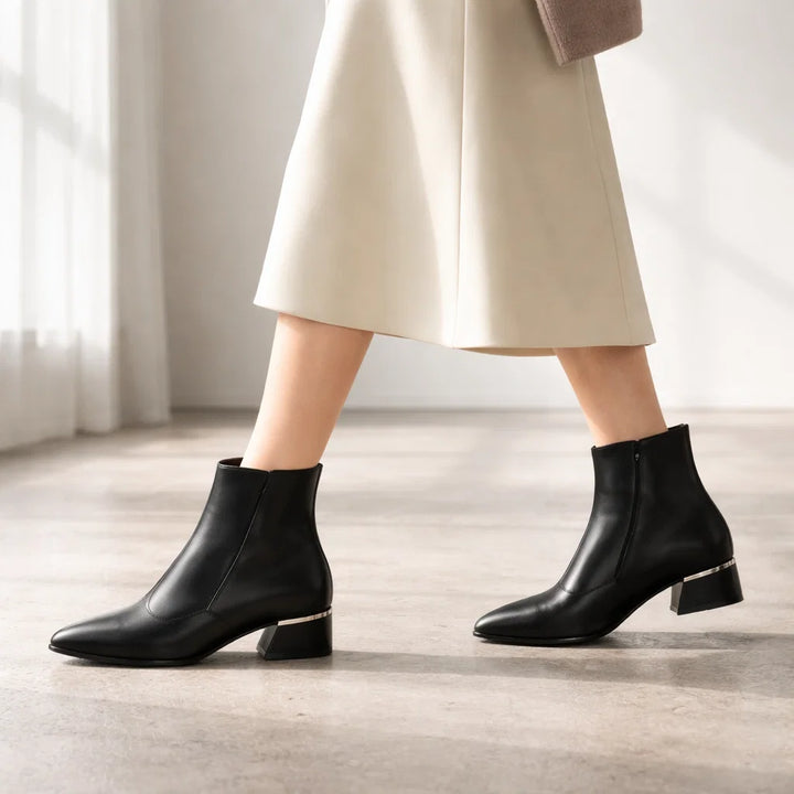 Vixen Low-Profile Step Boots